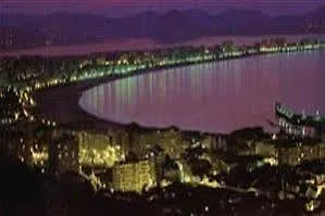 Elena 아파트호텔 라레도