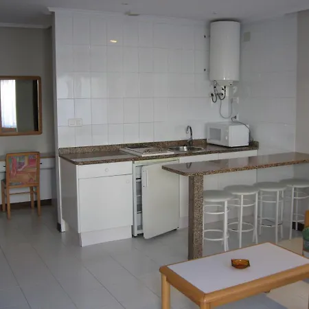 Apart-hotel Elena 3*